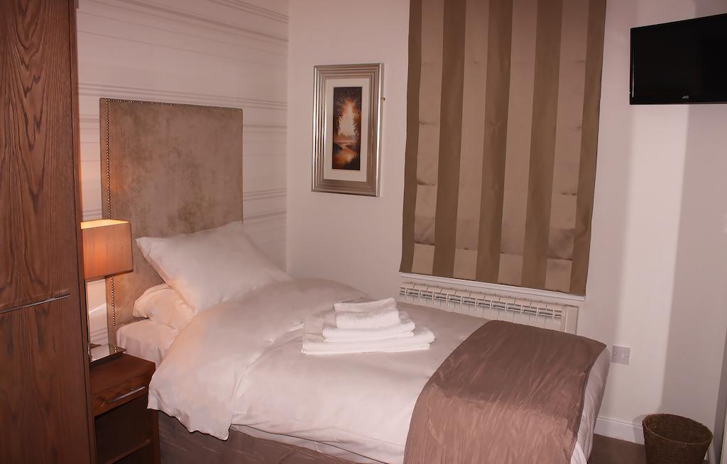 Mccafferty'S Guesthouse Ілфорд Номер фото